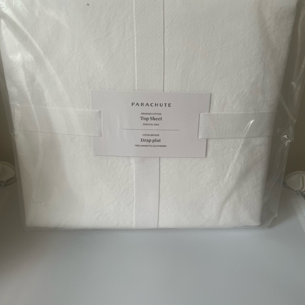 Parachute White Brushed Cotton Top Sheet - King/Cal King - Sealed & NEW
